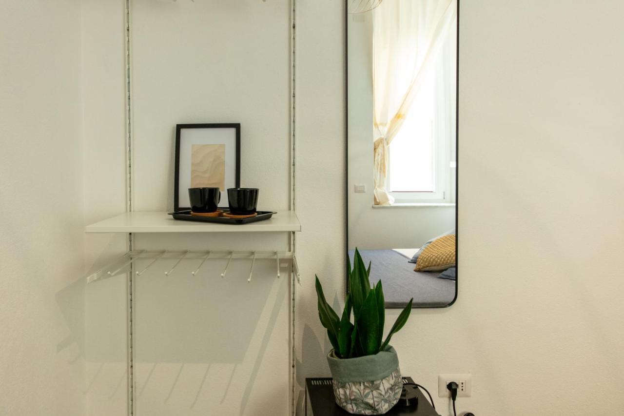 Lele'S Rooms Cagliari Buitenkant foto